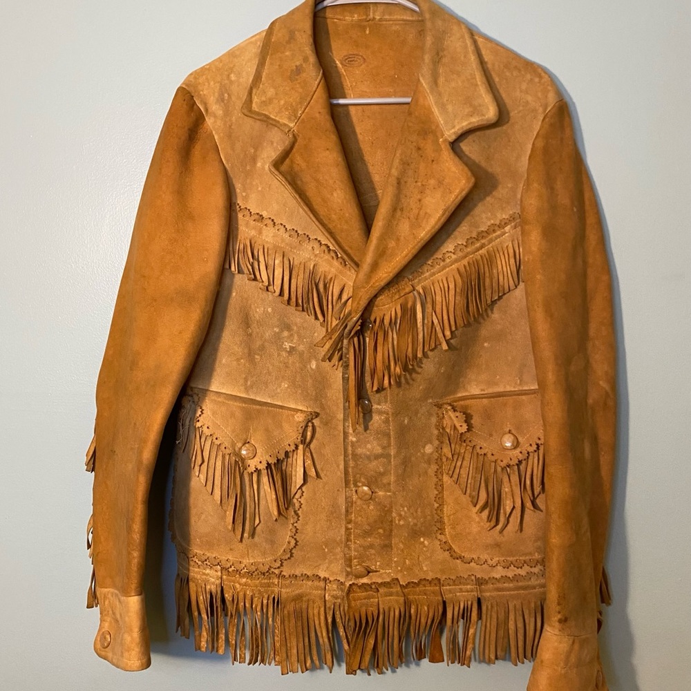 1960s Western hippie fringe suede leather tan jacket with pockets